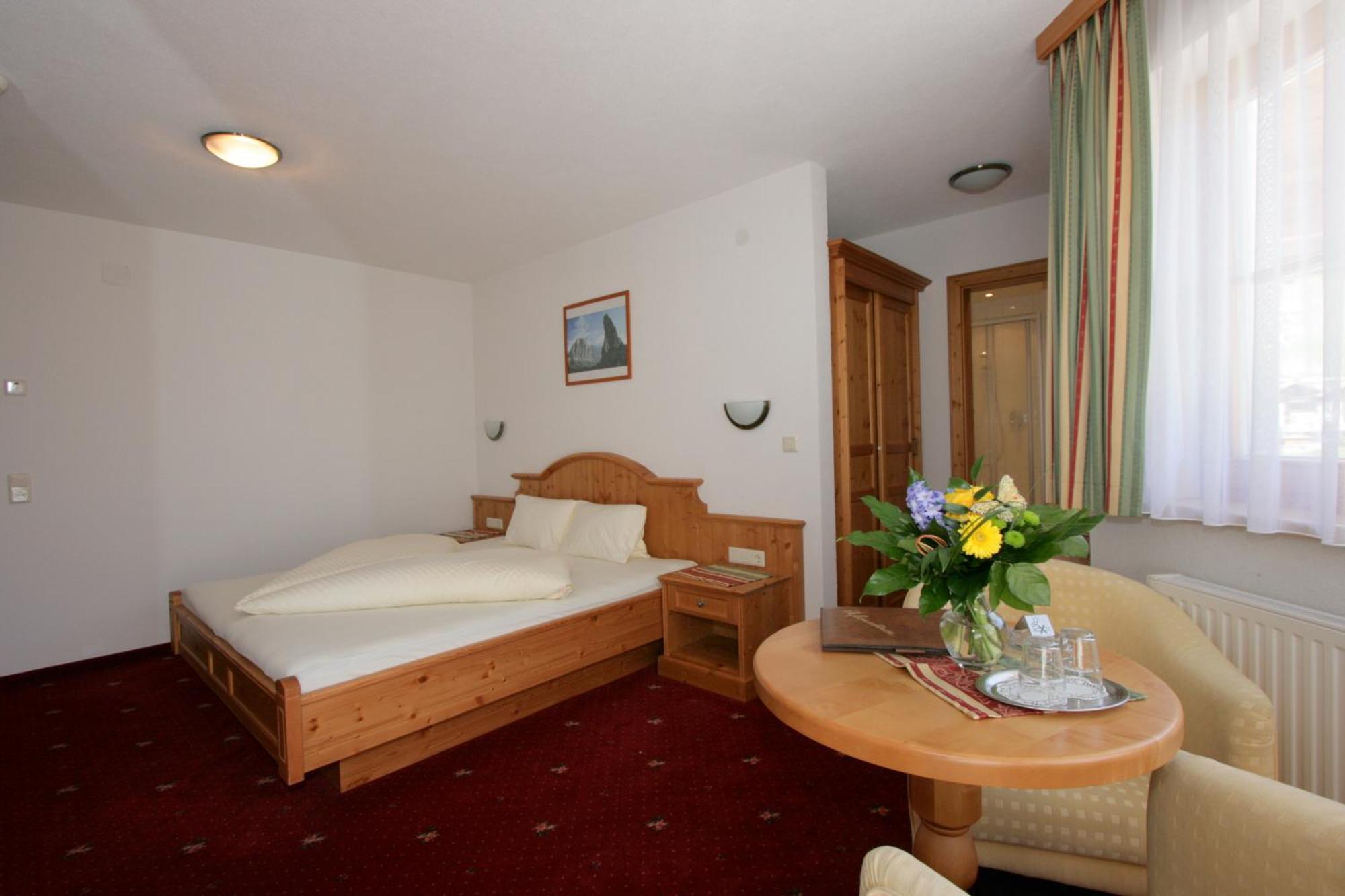 Hotel Garni Litzner Ischgl Exterior photo
